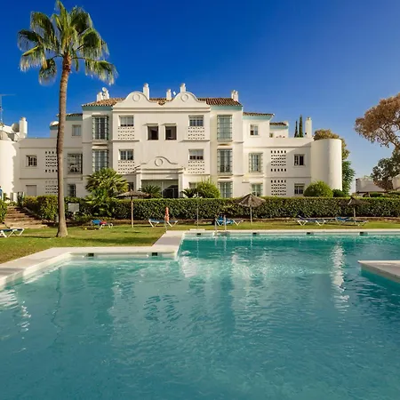 Apartment, With Large Terrace And Garden, Close To Golf And The Beach, In Guadalmina, * Marbella