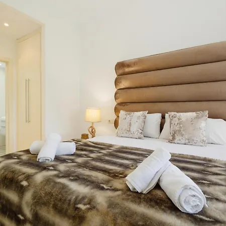Apartment, With Large Terrace And Garden, Close To Golf And The Beach, In Guadalmina, * Marbella
