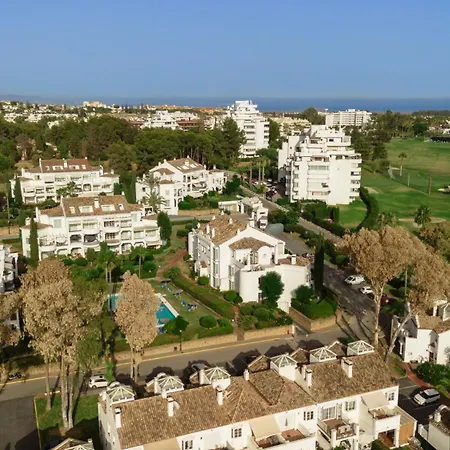 Apartment, With Large Terrace And Garden, Close To Golf And The Beach, In Guadalmina,