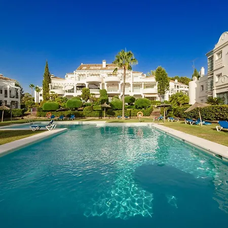 Apartment Apartment, With Large Terrace And Garden, Close To Golf And The Beach, In Guadalmina, *