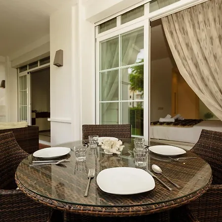 Apartment Apartment, With Large Terrace And Garden, Close To Golf And The Beach, In Guadalmina, Marbella