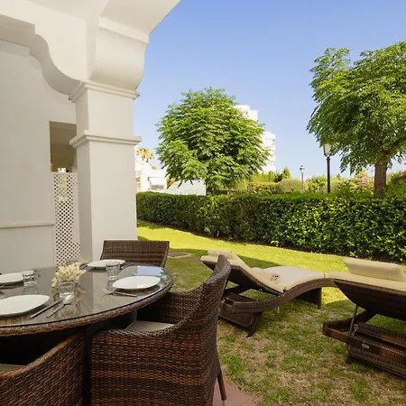 Apartment, With Large Terrace And Garden, Close To Golf And The Beach, In Guadalmina, Apartment Marbella