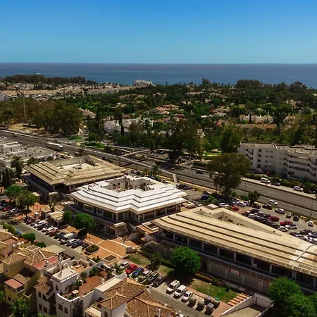 Apartment, With Large Terrace And Garden, Close To Golf And The Beach, In Guadalmina, Apartment