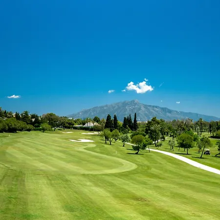 Apartment Apartment, With Large Terrace And Garden, Close To Golf And The Beach, In Guadalmina, *