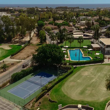 Apartment, With Large Terrace And Garden, Close To Golf And The Beach, In Guadalmina, Apartment Marbella